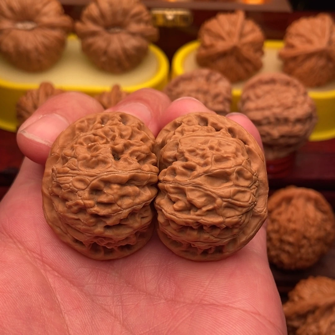 文玩核桃把件精品小宫灯39