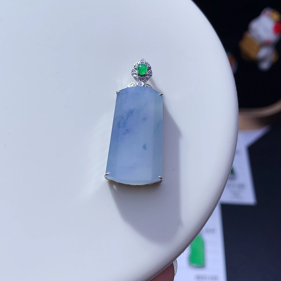 翡翠18K金镶嵌挂件天然缅甸翡翠Ａ货无事牌