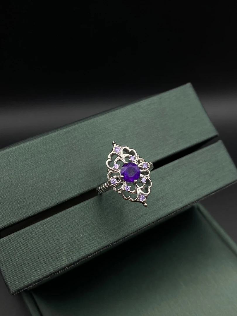 铜合金合成锆石戒指 ZR-2334 紫色镂空雕花戒指