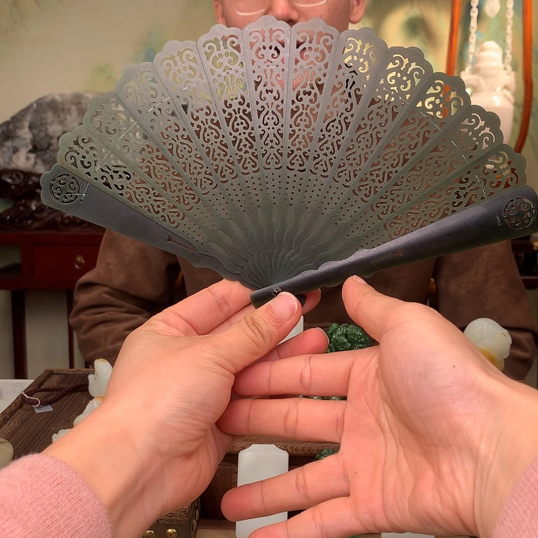 和田玉未镶嵌摆件