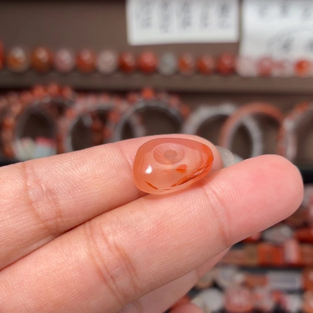 南红玛瑙未镶嵌川料藏扣