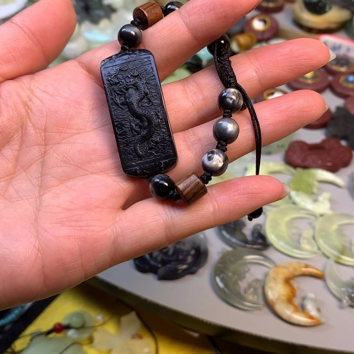 蛇纹石玉合金颈饰