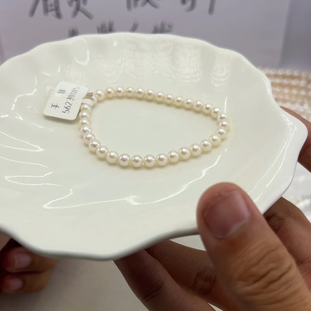 淡水珍珠颈饰未镶嵌