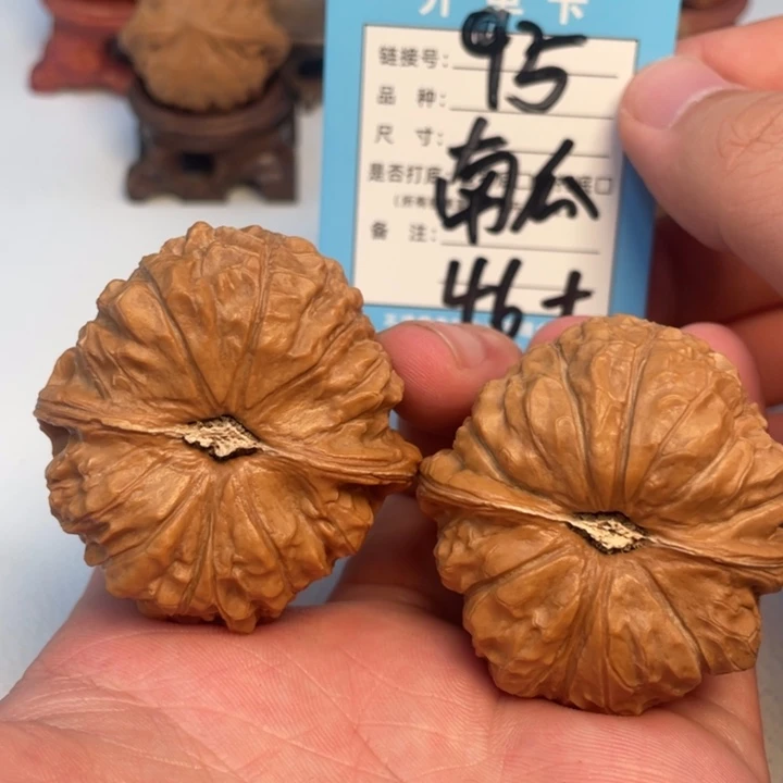 吊坠文玩核桃核桃