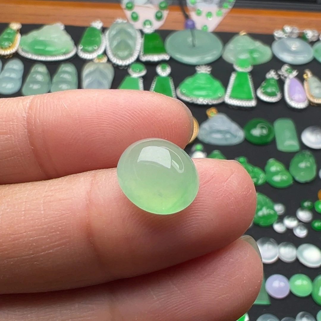 翡翠颈饰未镶嵌蛋10.2