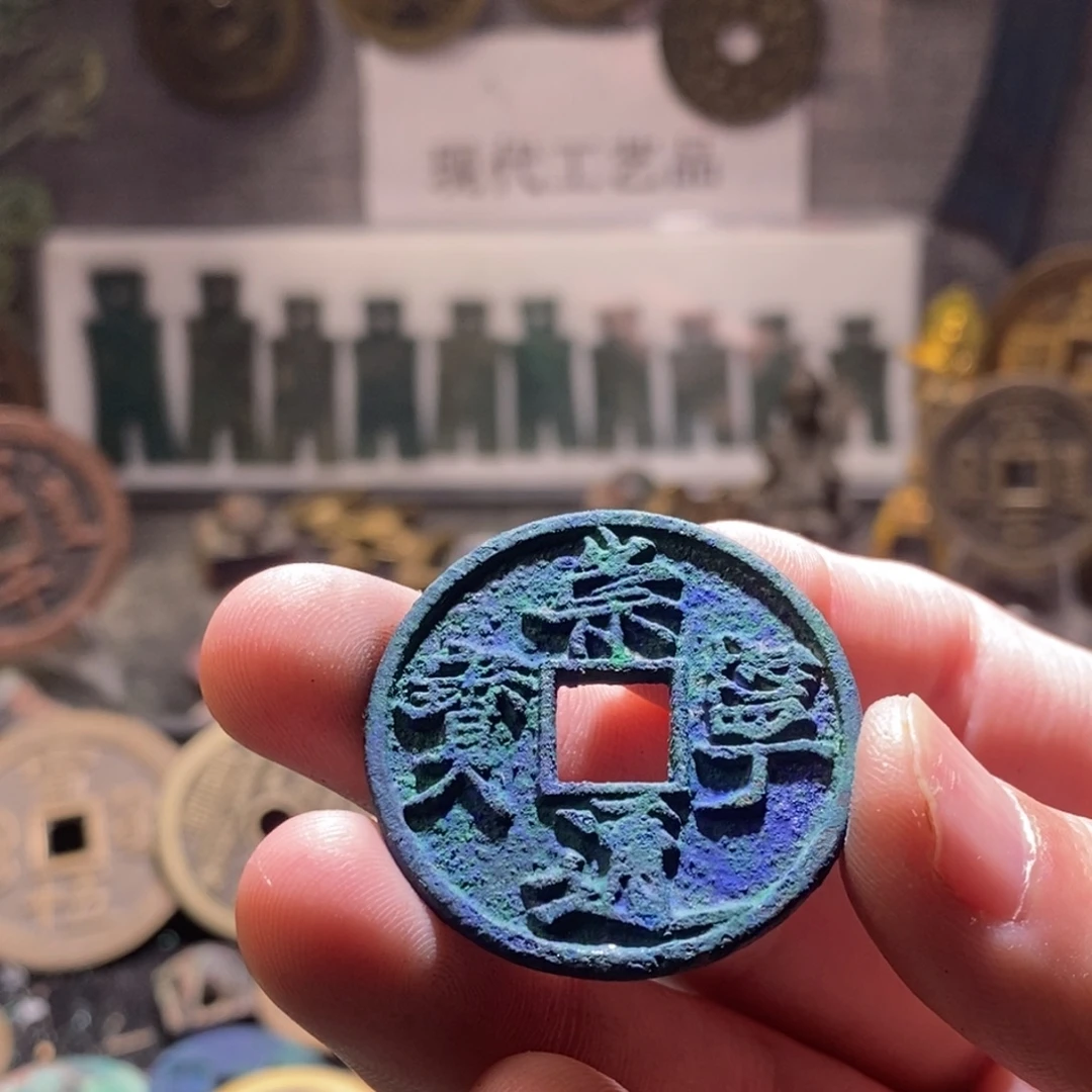 众***城铜现代仿制工艺品