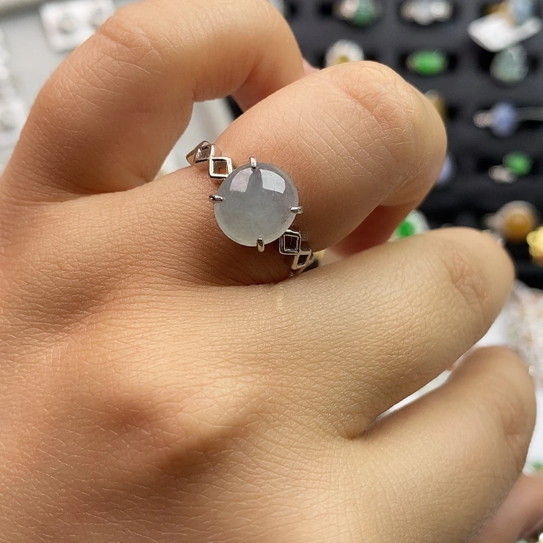 翡翠未镶嵌戒指翡翠