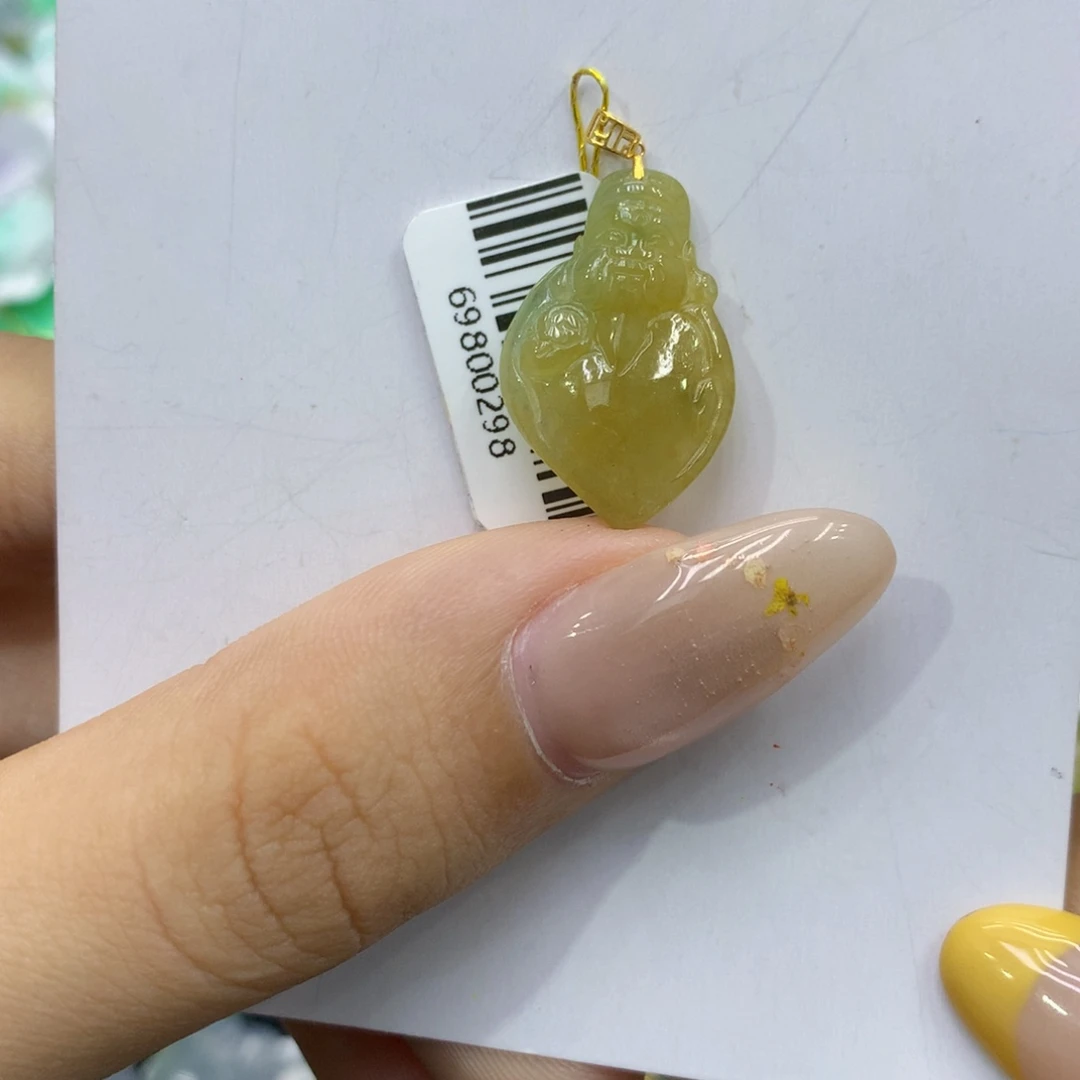 翡翠18K金镶嵌颈饰翡翠