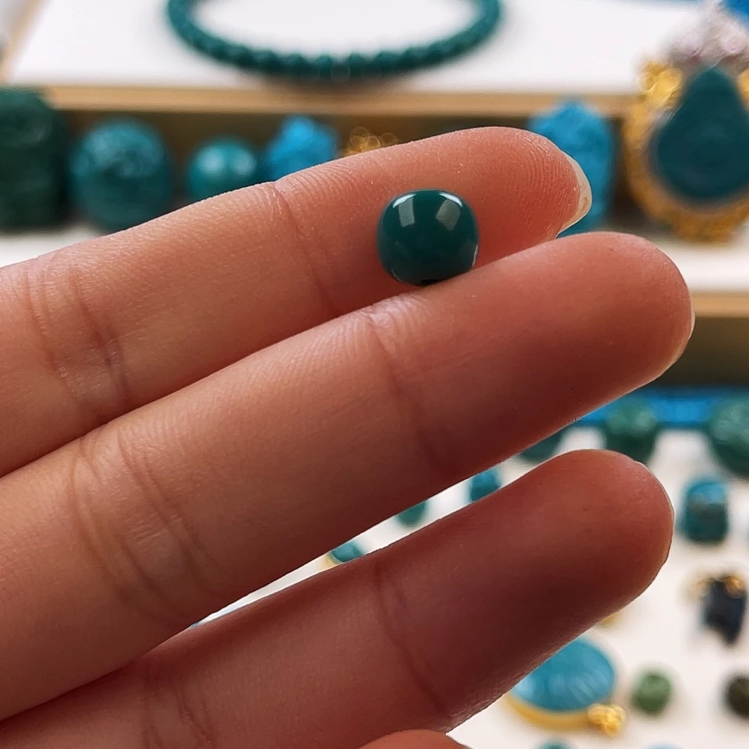 绿松石未镶嵌把件