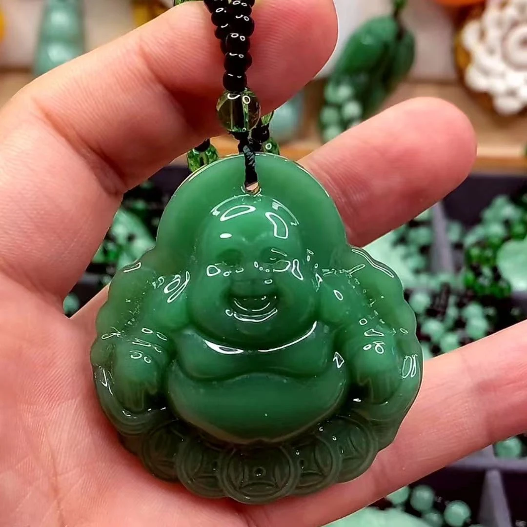 1.深绿金钱佛公吊坠经典时尚百搭款