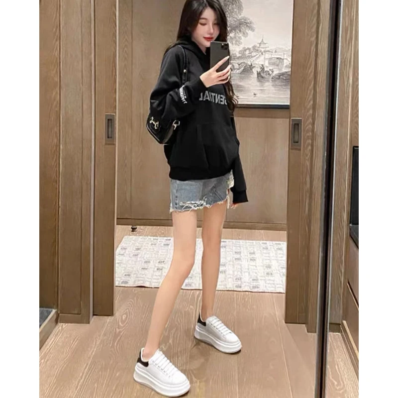 2025春季新款百搭真皮松糕厚底内增高休闲板鞋运动鞋8190