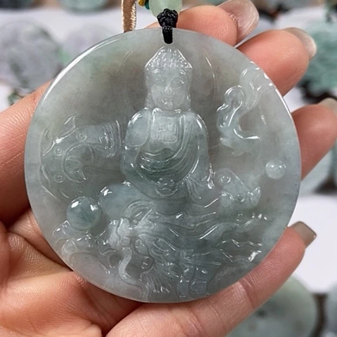 翡翠颈饰未镶嵌玉龙大日如来福利