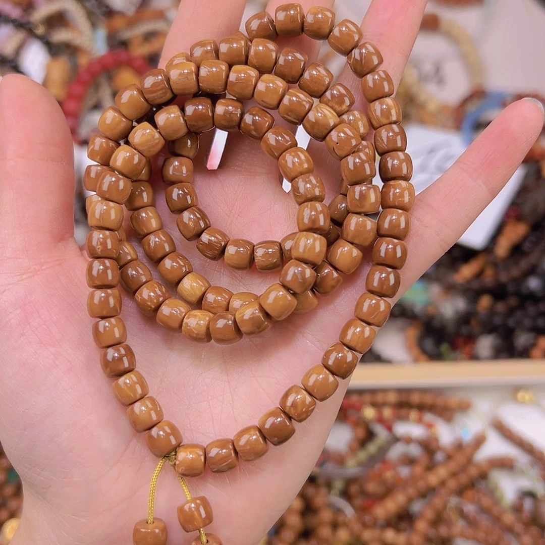 白玉菩提吊坠菩提