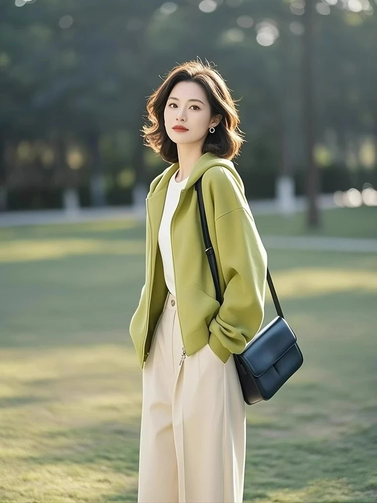 2025超火小个子设计感百搭高级小众不撞款绿色卫衣外套女早春新款