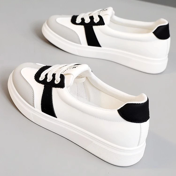 时尚单鞋女夏季2025新款爆款百搭透气厚底小白鞋小众休闲运动板鞋