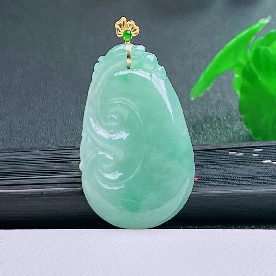 缅甸时尚玉器正品天然A货翡翠飘花飘绿如意吊坠cz2