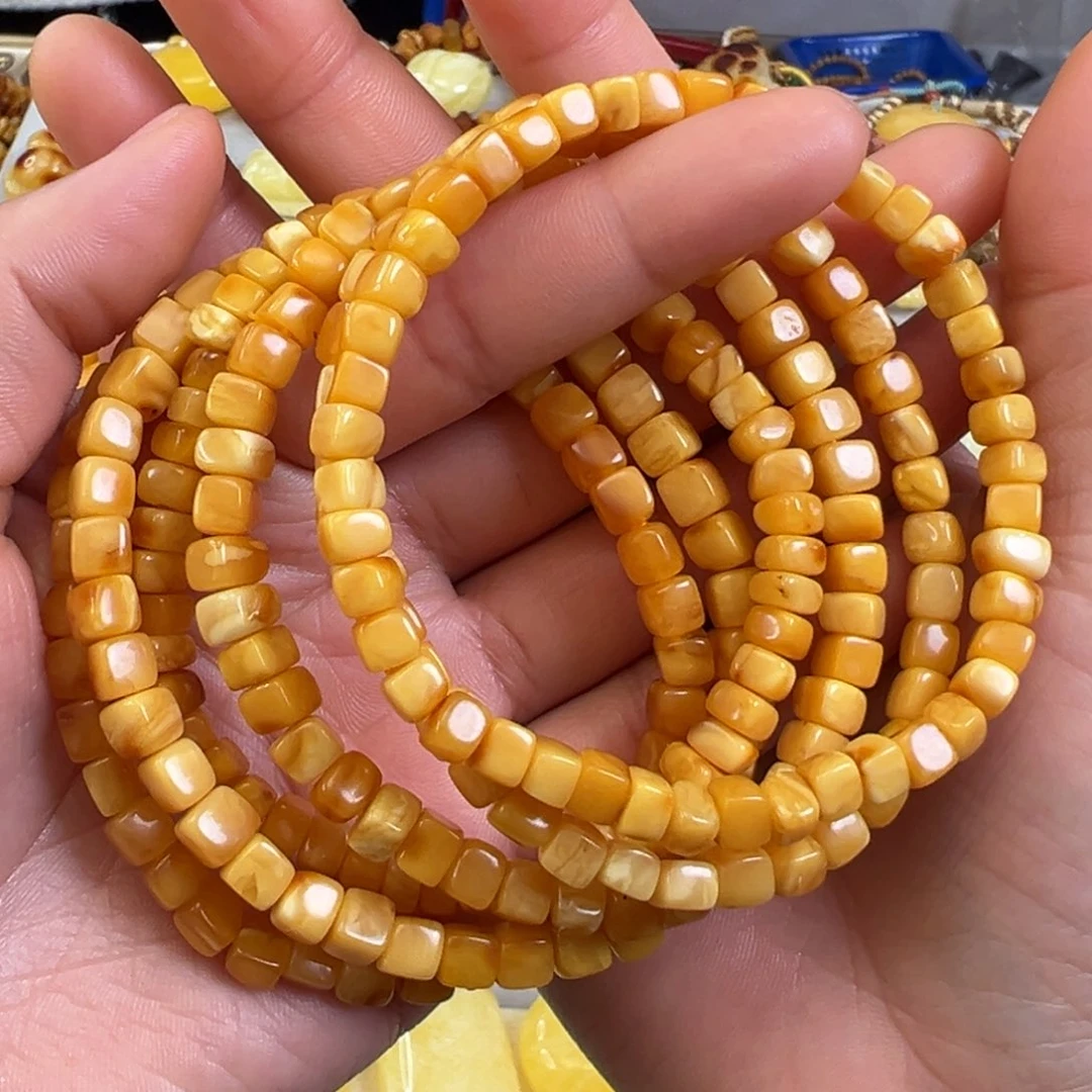 蜜蜡裸石未镶嵌多样性发一条