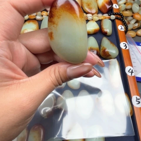 和田玉颈饰未镶嵌鹏**贸