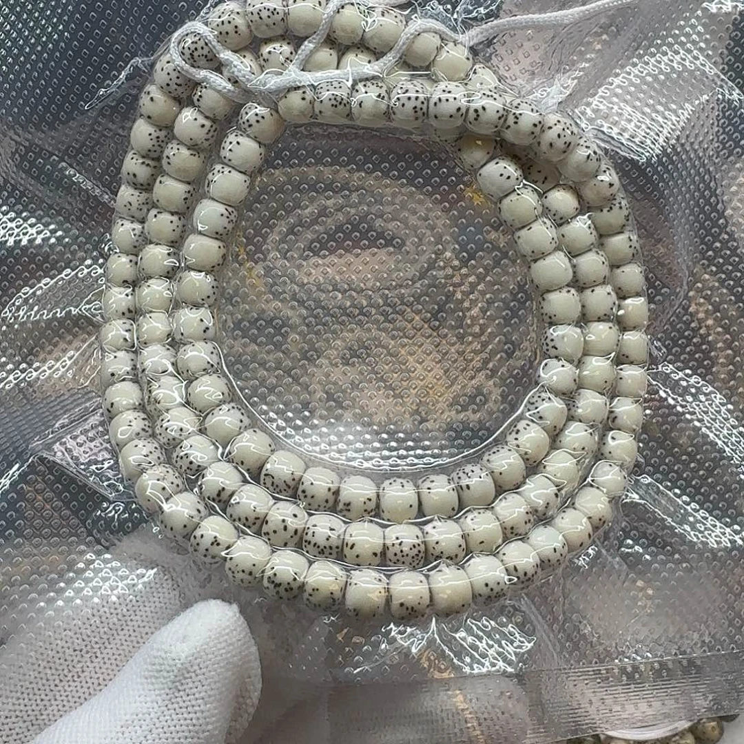 吊坠星月菩提原白河豚