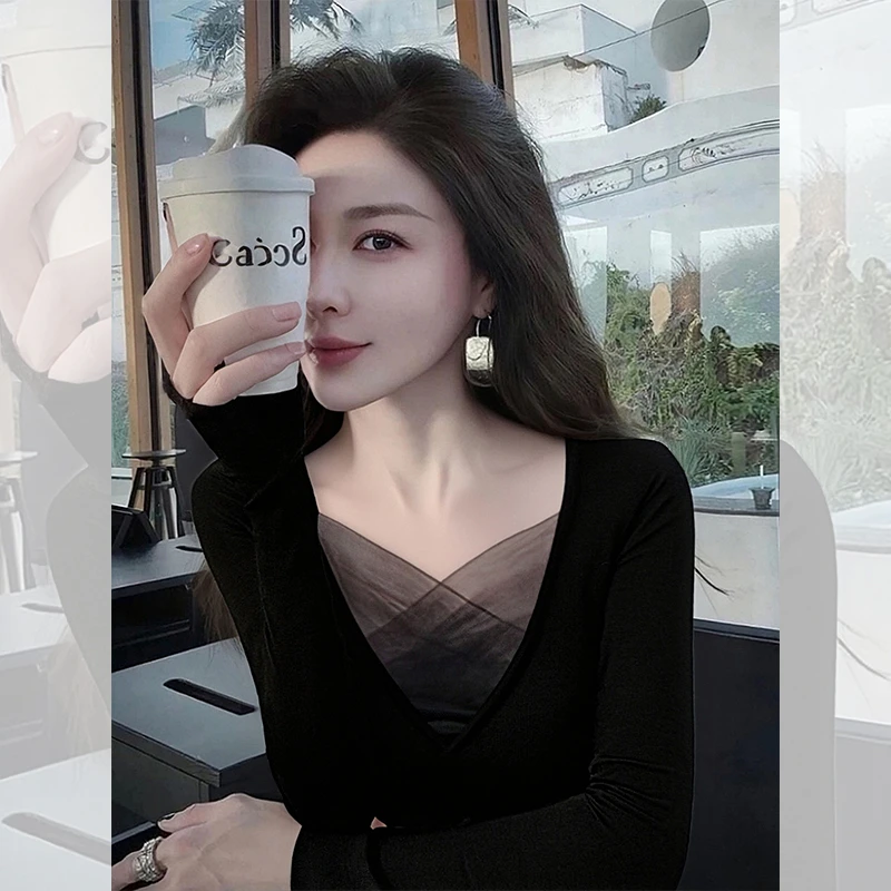 别致独特漂亮黑色网纱小衫女装秋冬季穿搭交叉V领长袖t恤洋气上衣