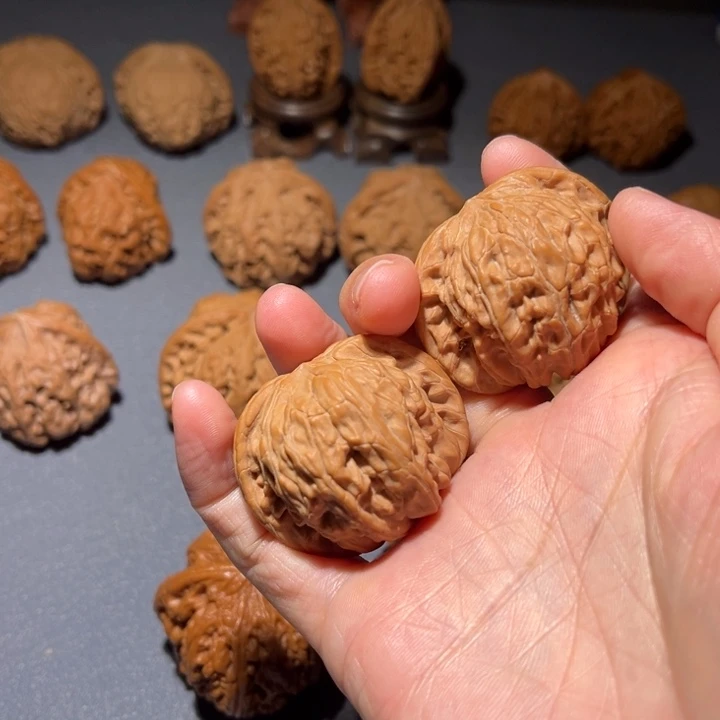 文玩核桃吊坠39尺磨盘