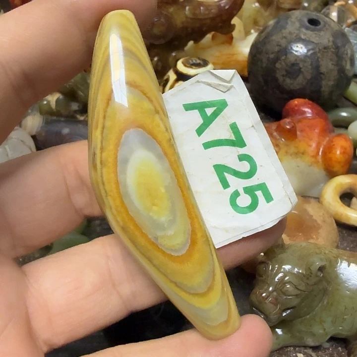 未镶嵌颈饰玛瑙/玉髓