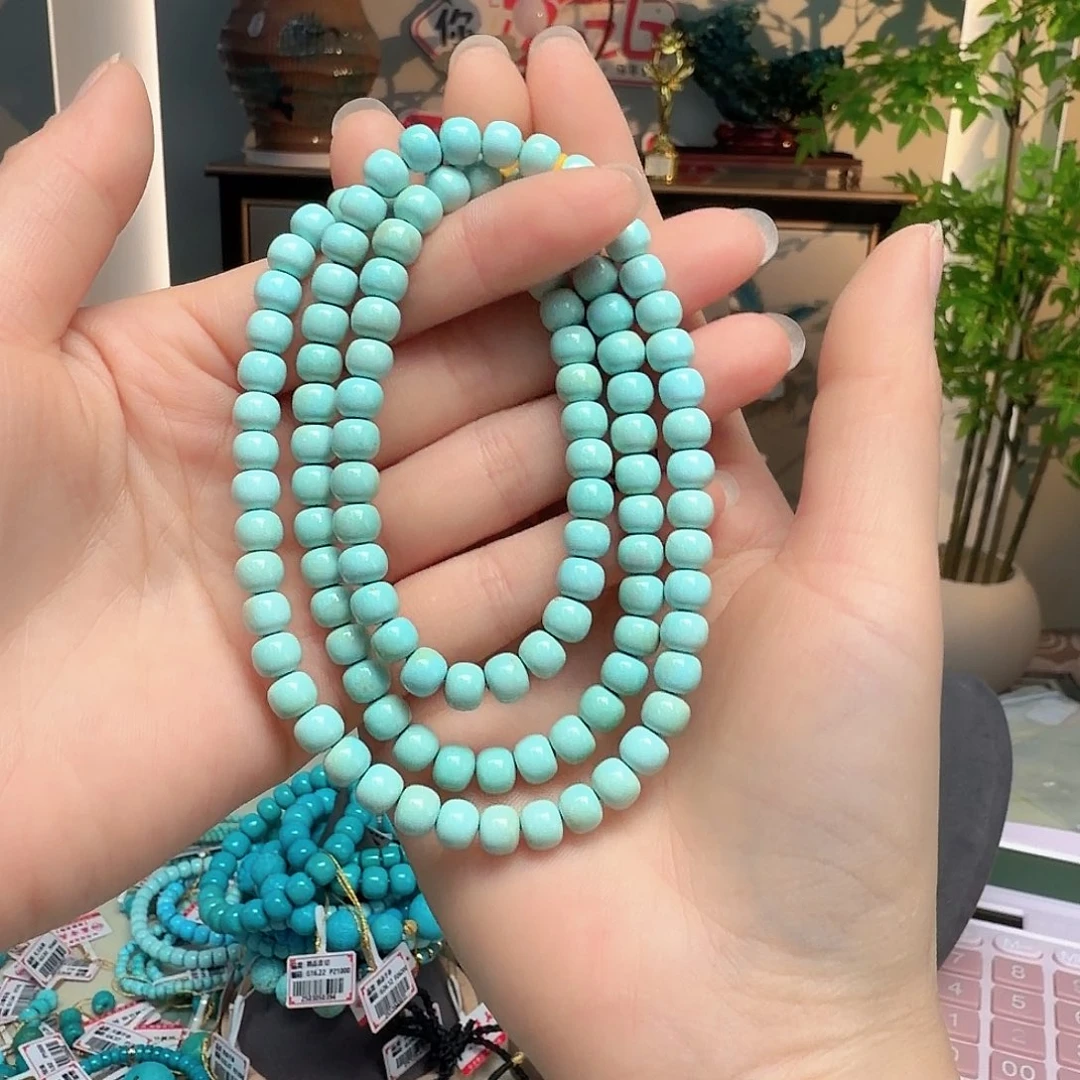 绿松石未镶嵌颈饰