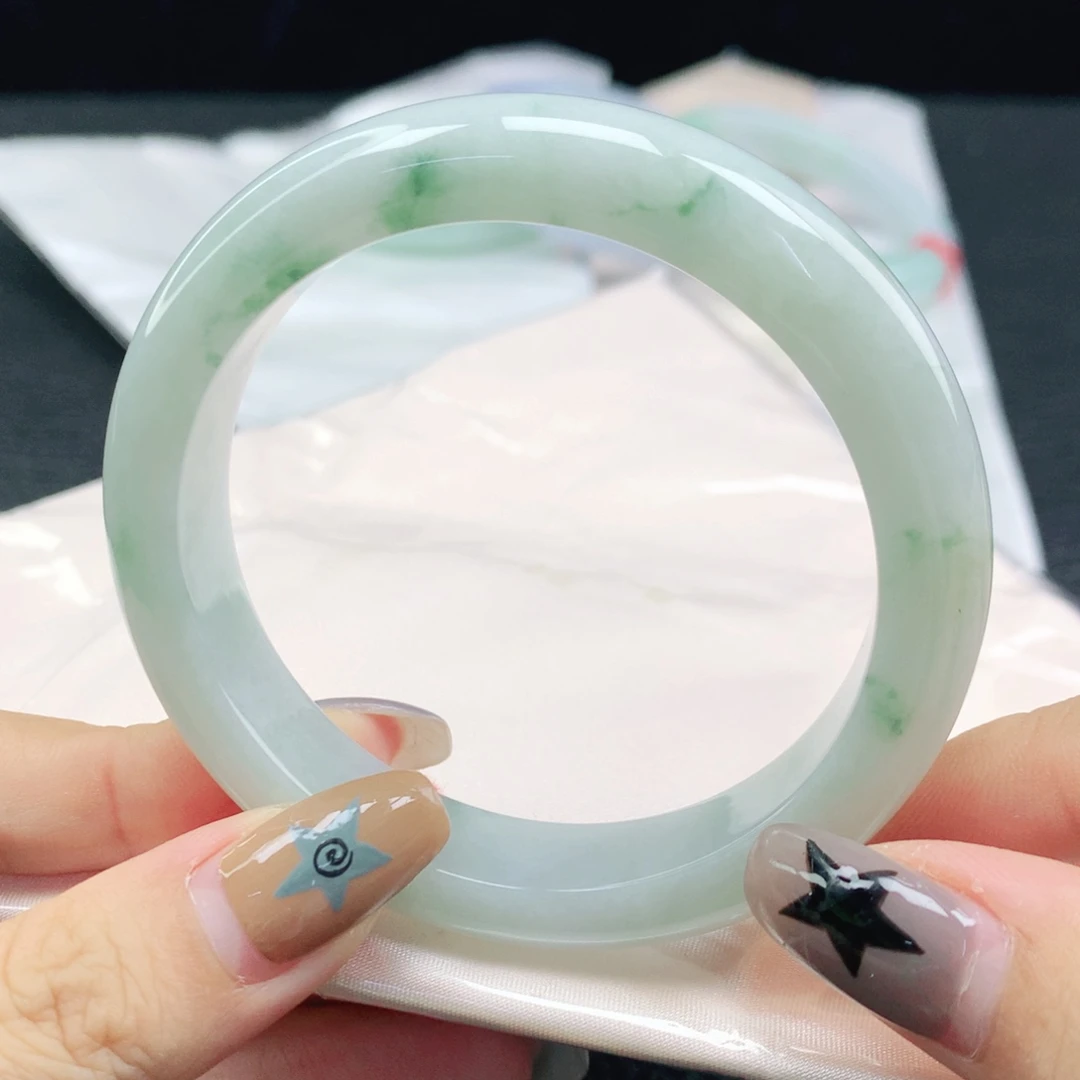 翡翠未镶嵌手镯缅甸57.5飘蓝花正圈