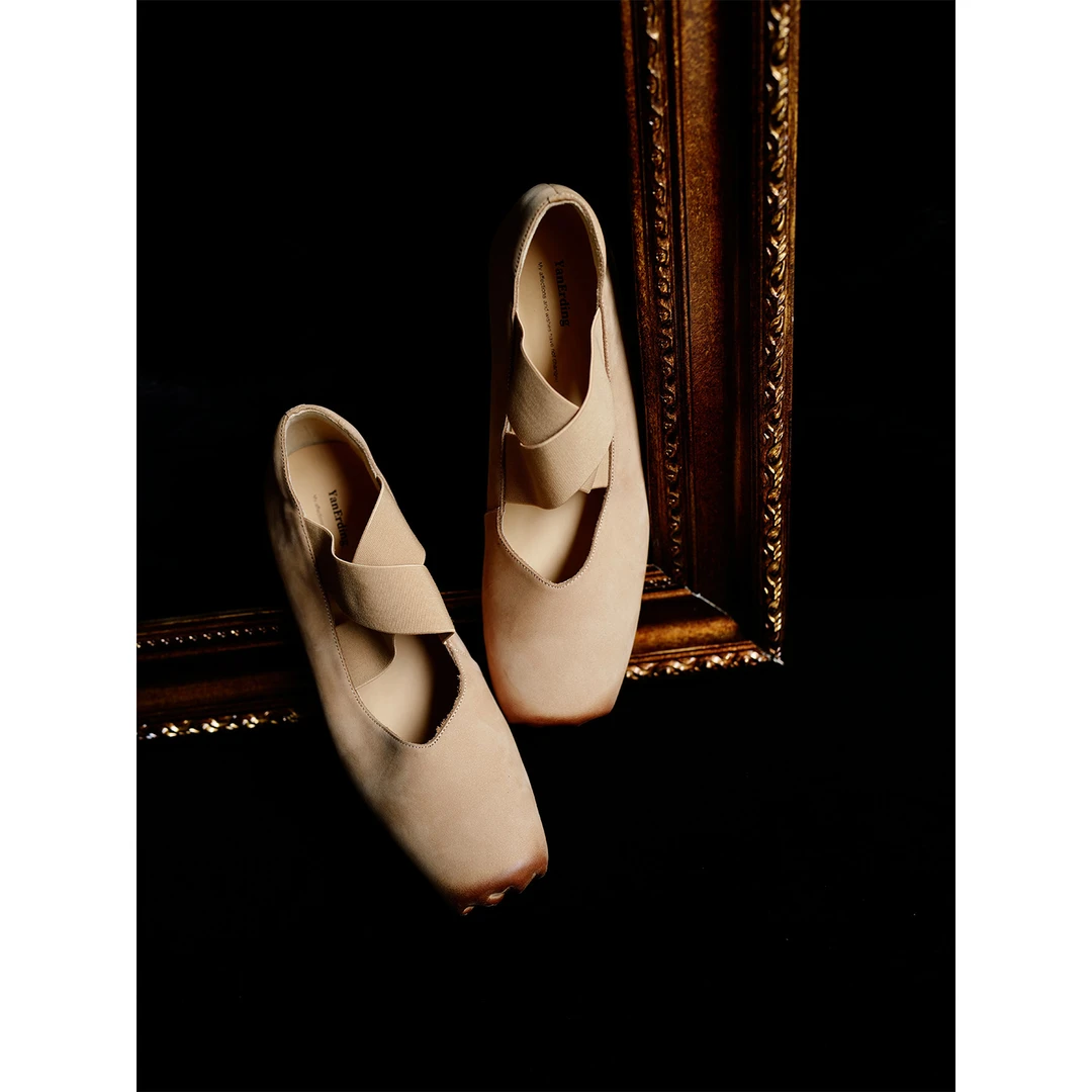 言二丁经典交叉带芭蕾舞鞋｜软糯轻盈的优雅日常，一脚蹬四季单鞋