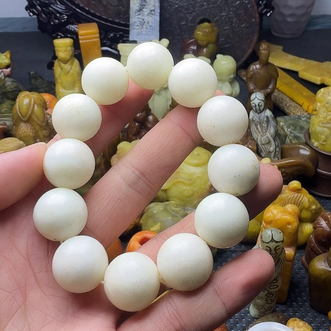 白玉菩提吊坠。。。杨*竹