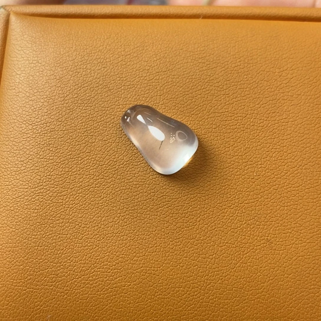石英质玉未镶嵌黑钢佛公