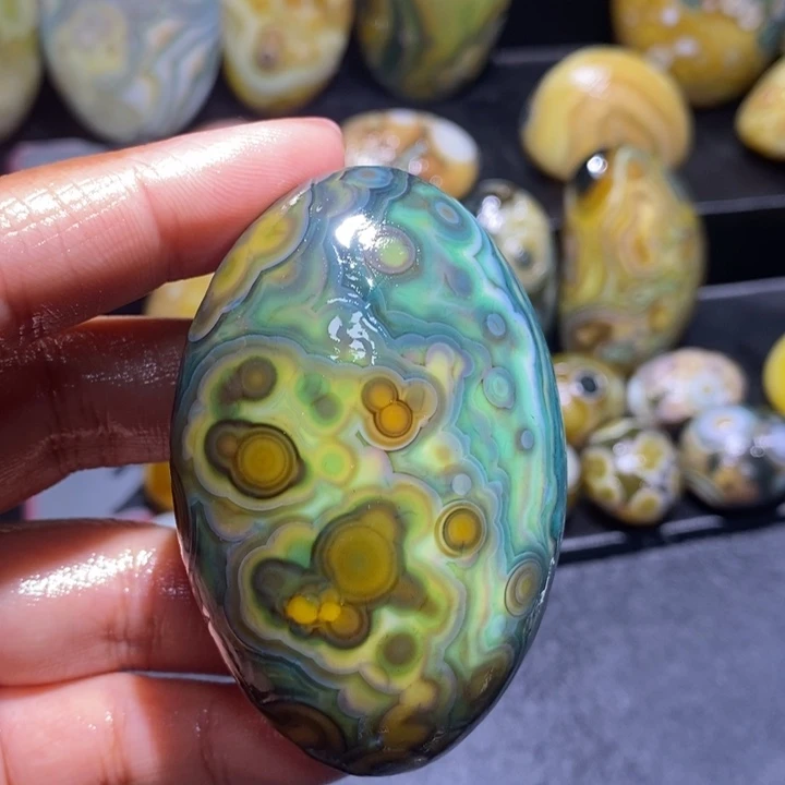 玛瑙/玉髓未镶嵌珠宝半成品55
