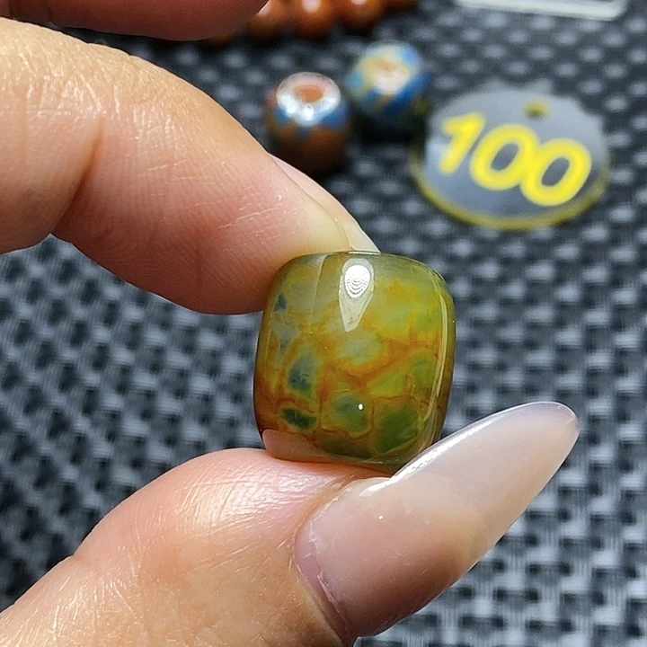 一***水未镶嵌颈饰玛瑙/玉髓