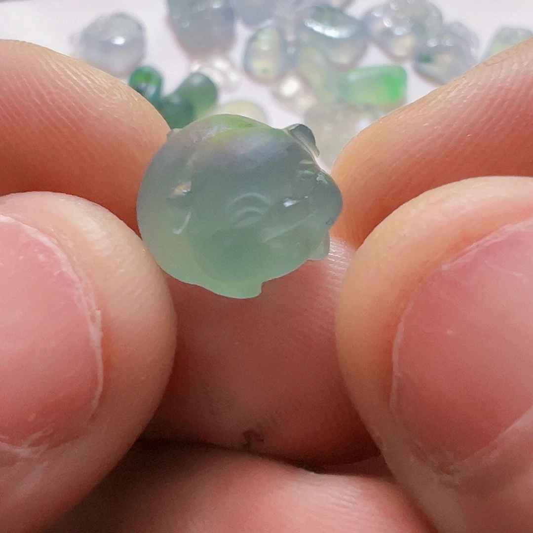 定制翡翠未镶嵌猪