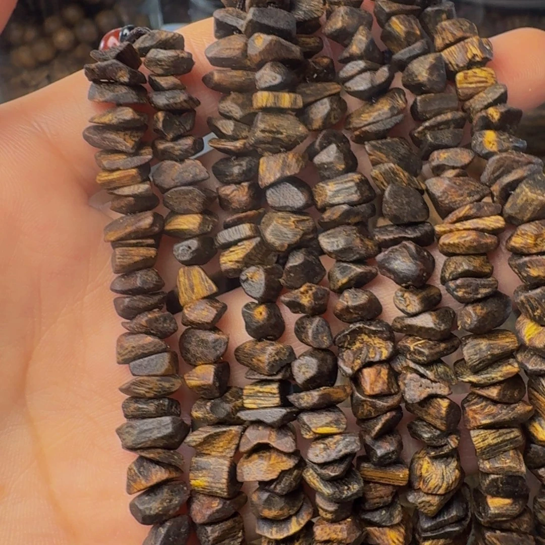 沉香碎屑沉香沉水车挂发一条