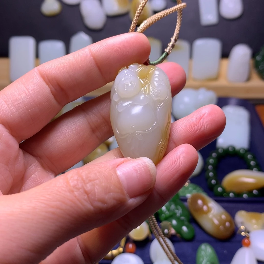 和田玉挂件未镶嵌