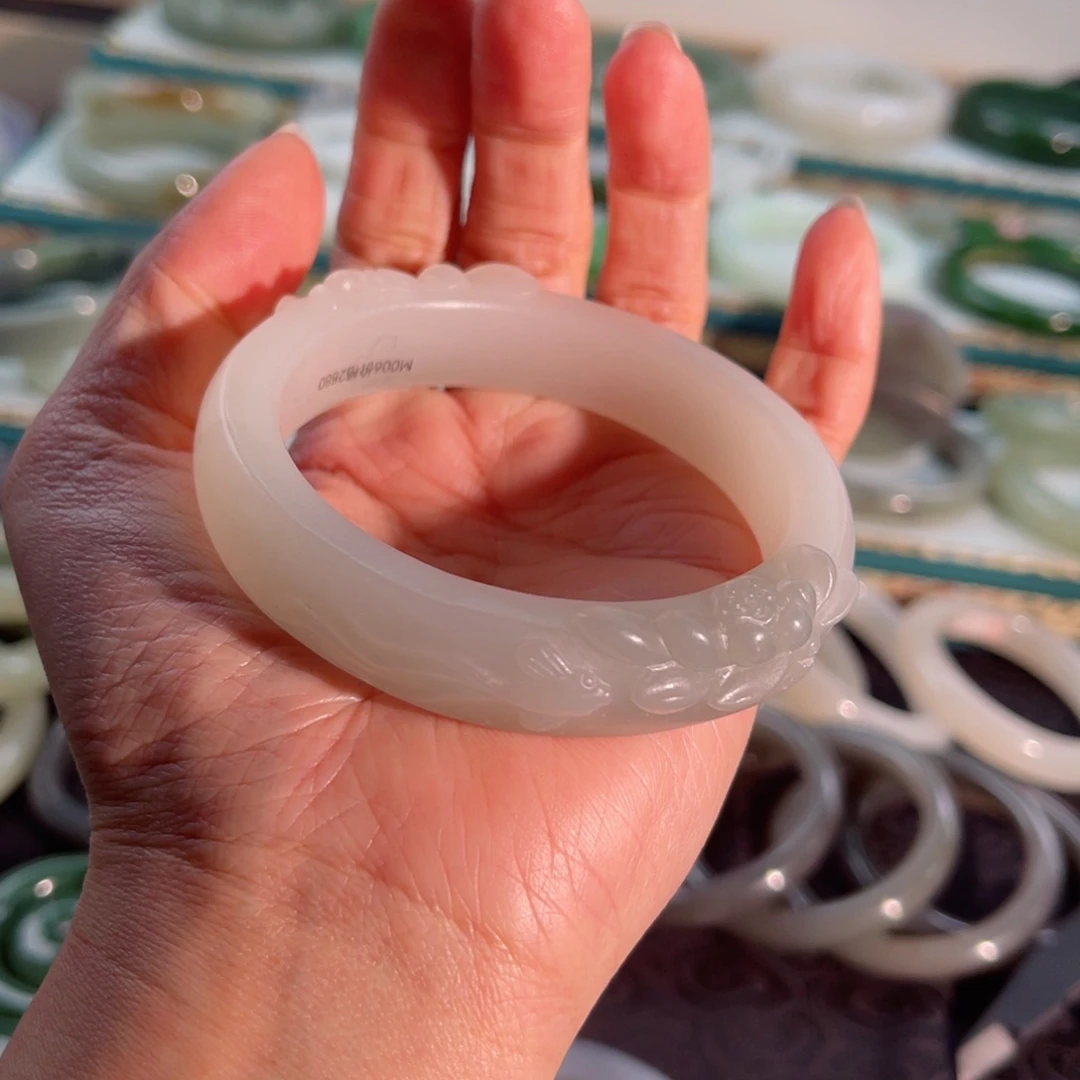 和田玉手镯未镶嵌烟紫58