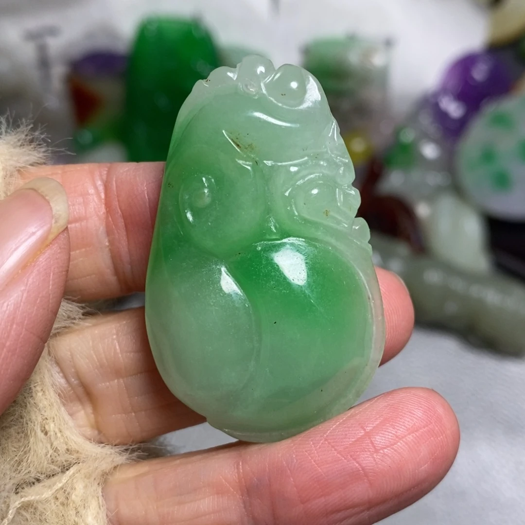 和田玉（糖玉）未镶嵌颈饰