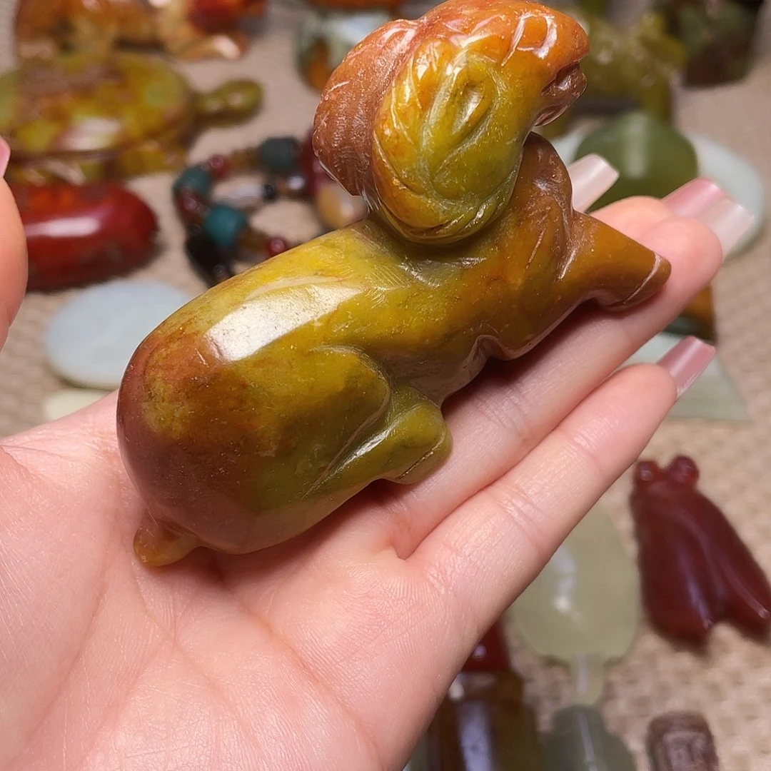 蛇纹石玉未镶嵌如图