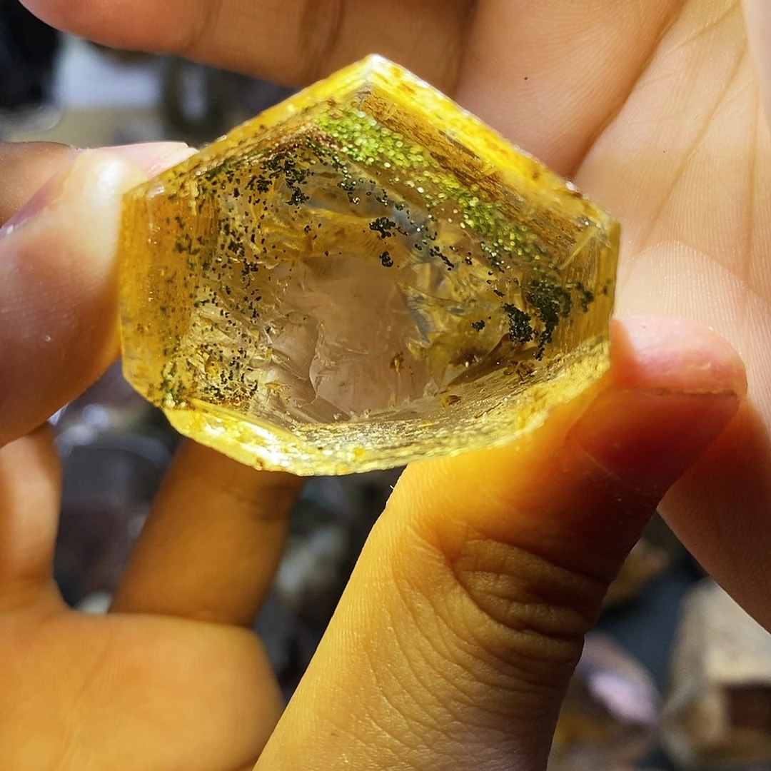 【闪购商品】车挂未镶嵌水晶天然水晶原石