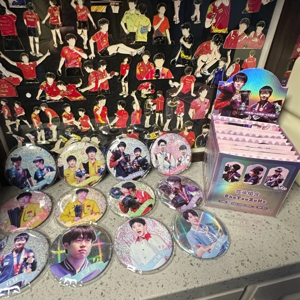 第三代莎头吧唧盲盒（一盒12个 默认赠海洋馆）