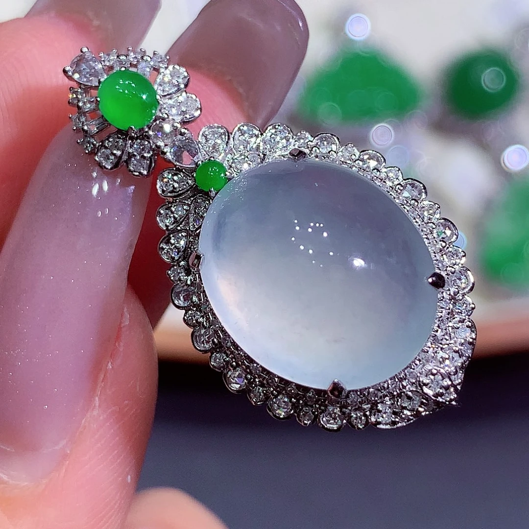 翡翠18K金镶嵌吊坠(不含链)