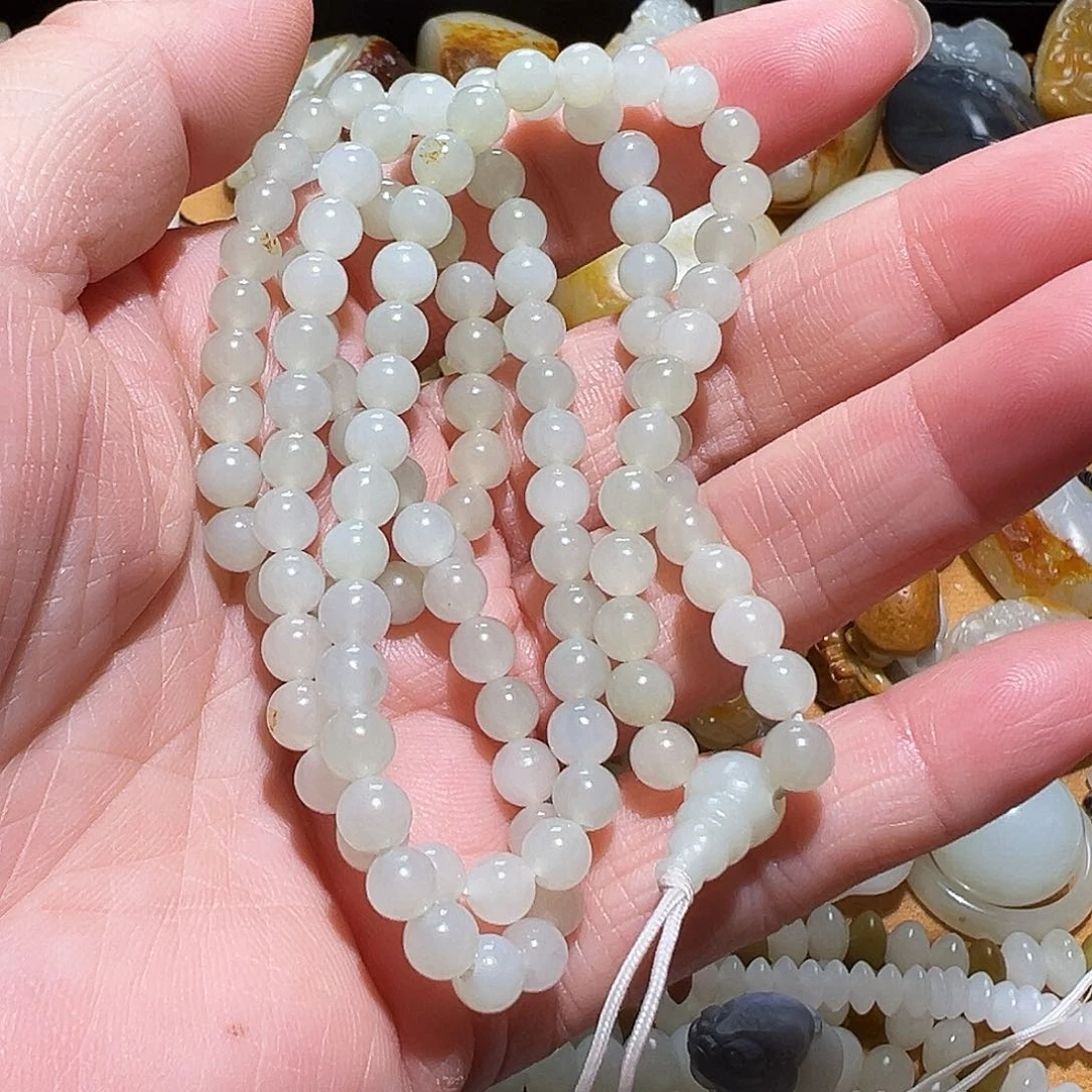 和田玉颈饰未镶嵌