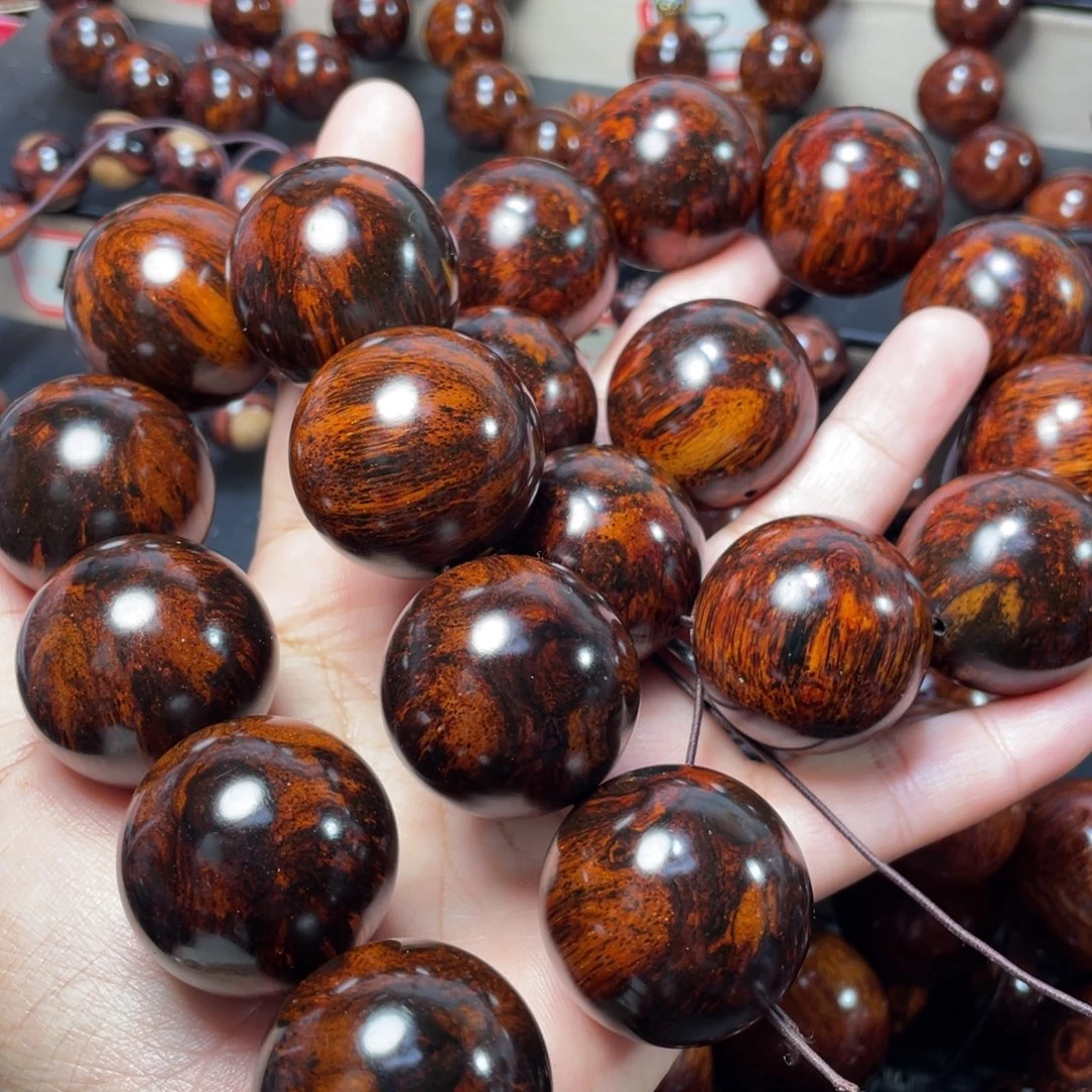 J***W花梨木类3.0的爆满烟花2串