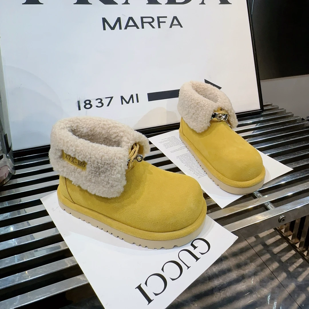 A.M艾墨儿新品发布女款冬季DM爱马扣磨砂皮冬季时装款勃肯短靴