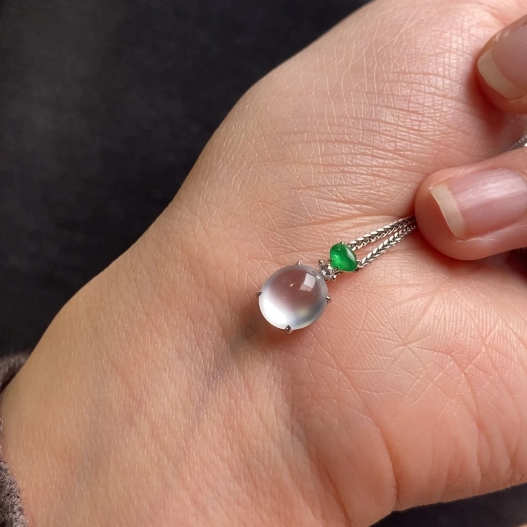 翡翠18K金镶嵌颈饰玻璃种翡翠白蛋dzq