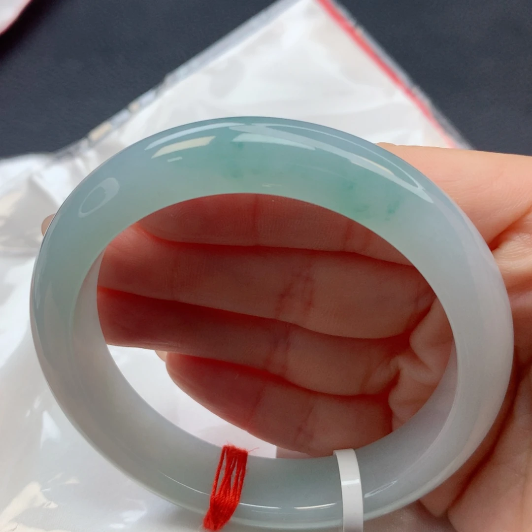 夏***妈翡翠未镶嵌手镯57-58冰胶飘花