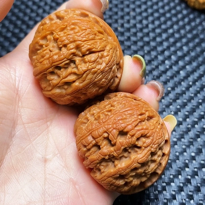 文玩核桃把件秦岭核桃
