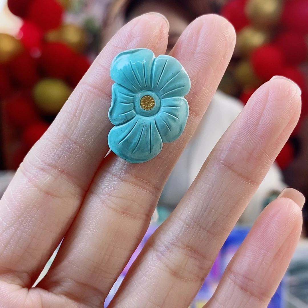 绿松石未镶嵌珠宝奇石