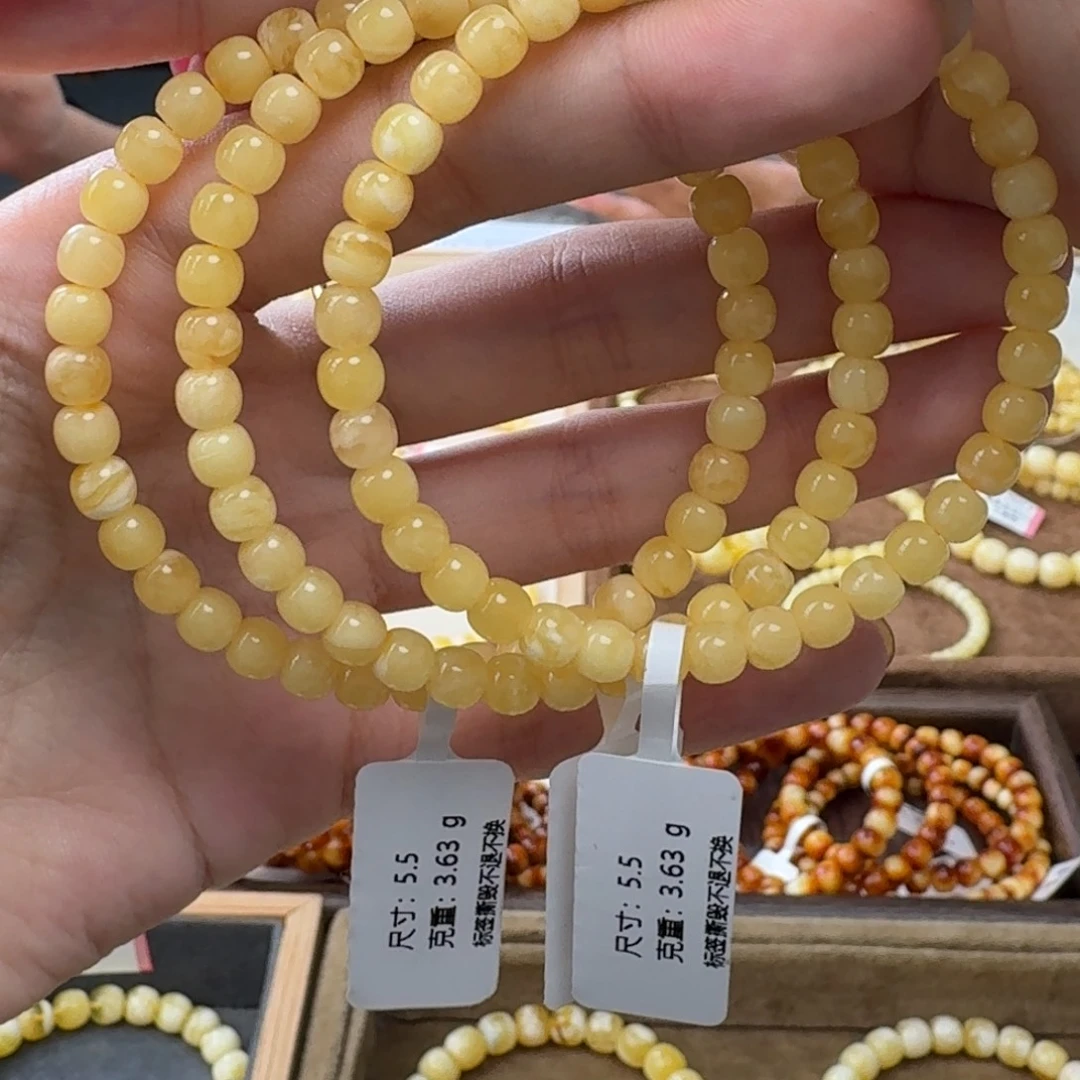 琥珀未镶嵌裸石多样性发其一